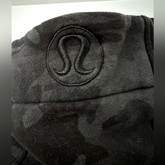 Lululemon Scuba Full Zip Camo Hoodie - Picture 11 of 13